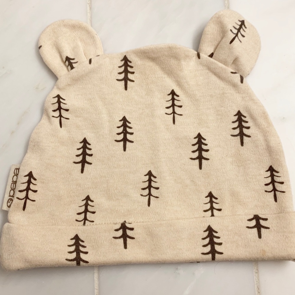 Adorable baby hat made of 100% organic cotton-3-6m